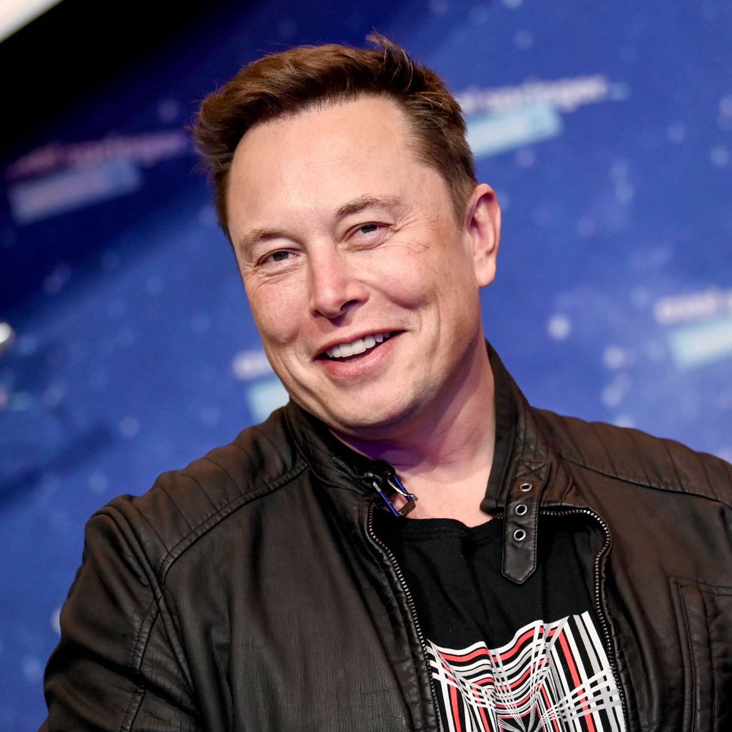 Elon Musk Slams H-1B Visa Rules Amid Legal Immigration Debate Elon Musk Slams H-1B Visa Rules Amid Legal Immigration Debate