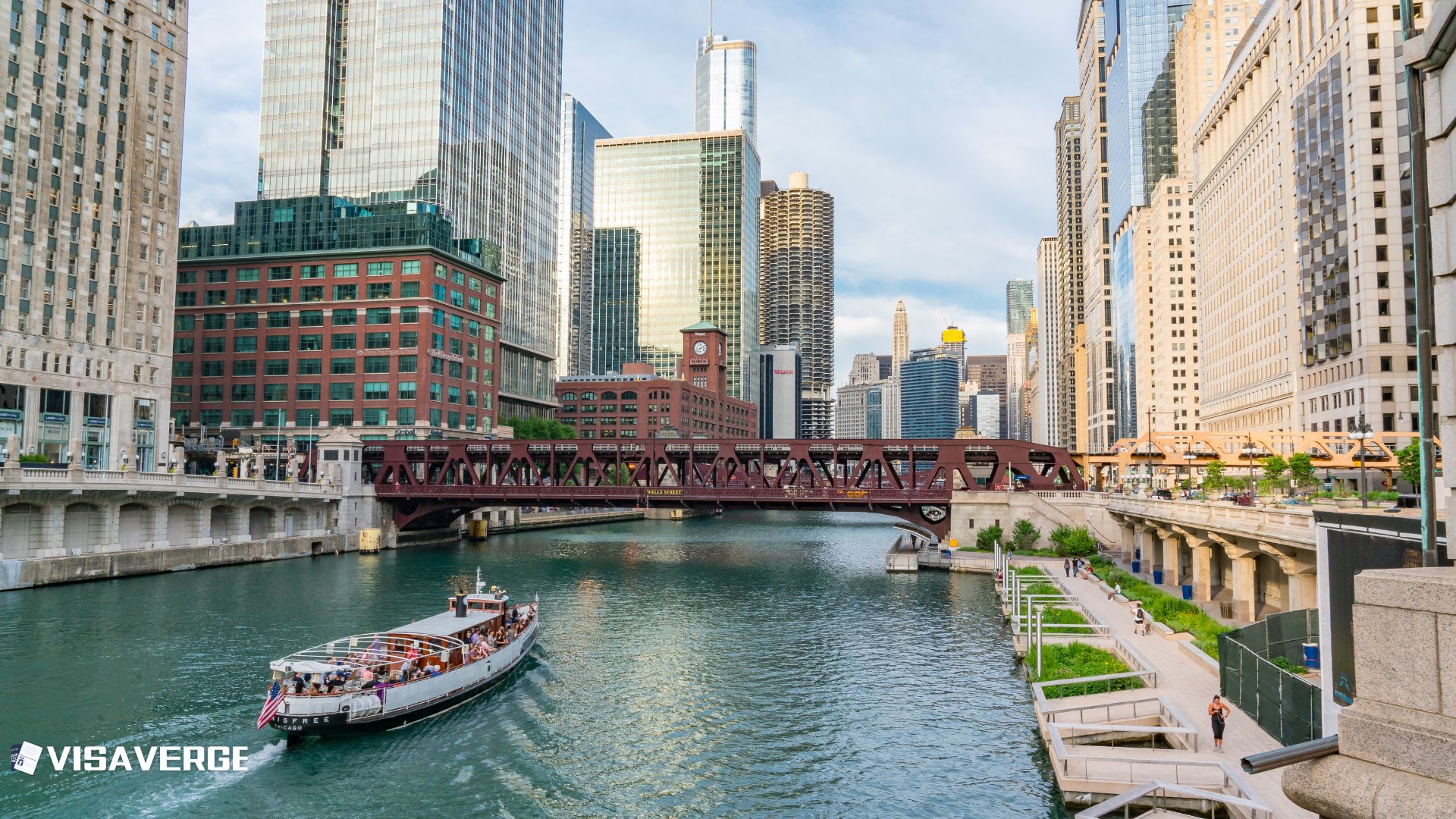 Trump vs Tech: Immigration Fight Threatens a Fragile Alliance Trump vs Tech: Immigration Fight Threatens a Fragile Alliance