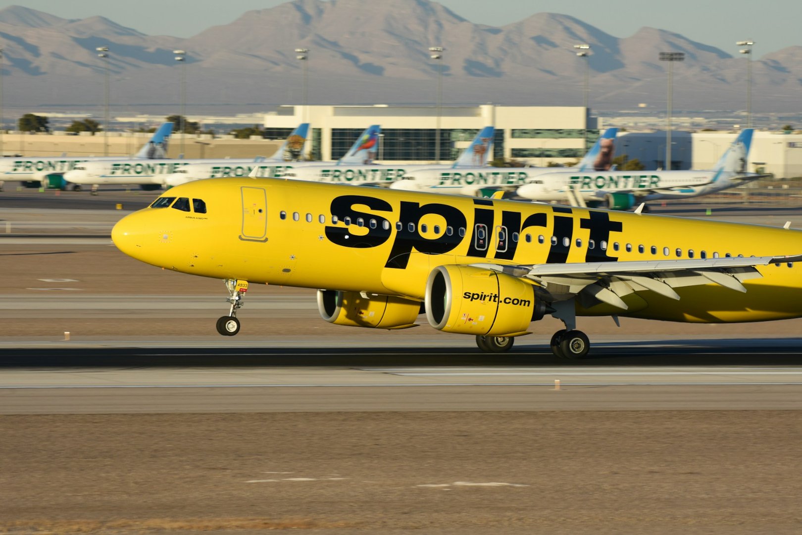 Spirit Airlines Declares Emergency, Lands in Pensacola Spirit Airlines Declares Emergency, Lands in Pensacola