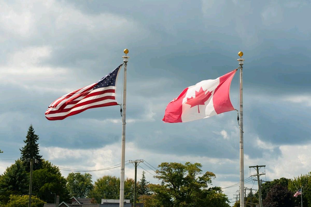 Canadian Travelers Told to Expect More Questions at U.S. Border