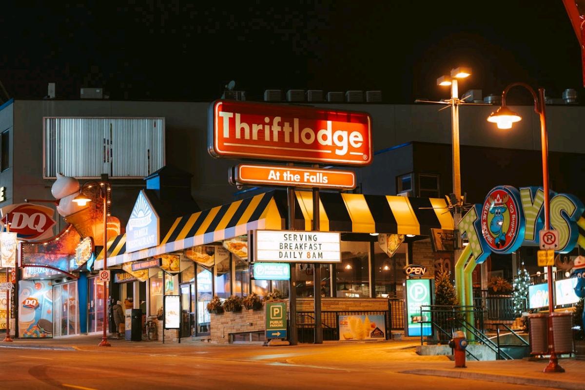 Niagara Falls struggles to shelter rising number of asylum seekers Niagara Falls struggles to shelter rising number of asylum seekers