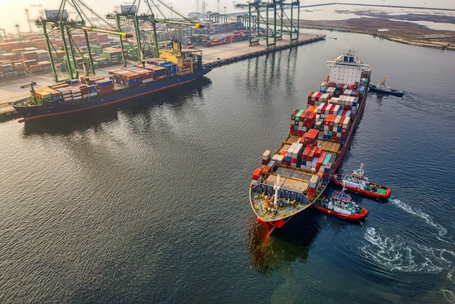 Port of Los Angeles expects shipping volume to fall 35% over China tariffs Port of Los Angeles expects shipping volume to fall 35% over China tariffs
