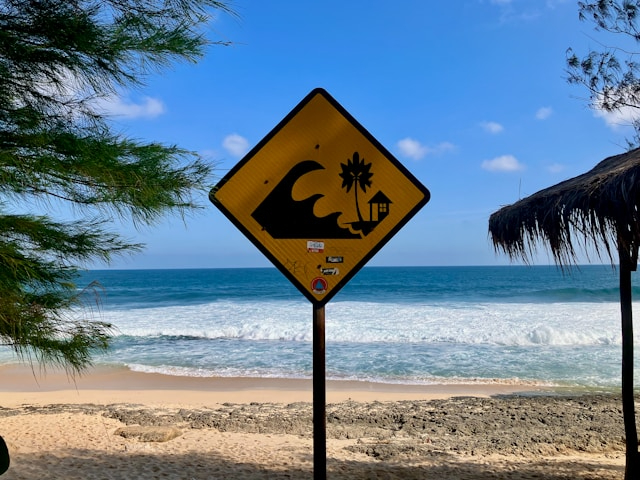 Sendai Airport Closes Amid Tsunami Warning, Airlines Cancel Flights Sendai Airport Closes Amid Tsunami Warning, Airlines Cancel Flights