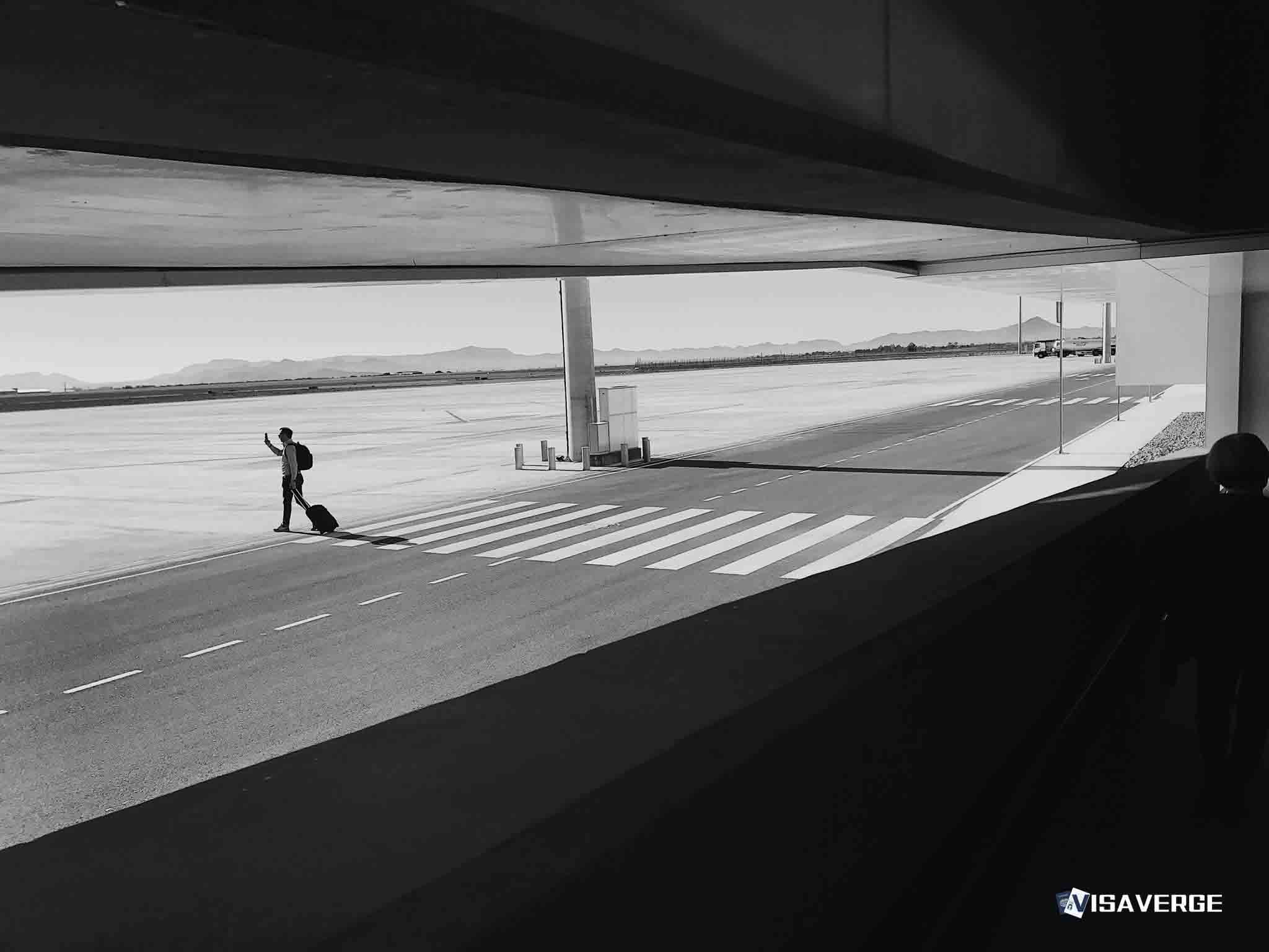 Newark Airport Chaos Drags On With No End in Sight