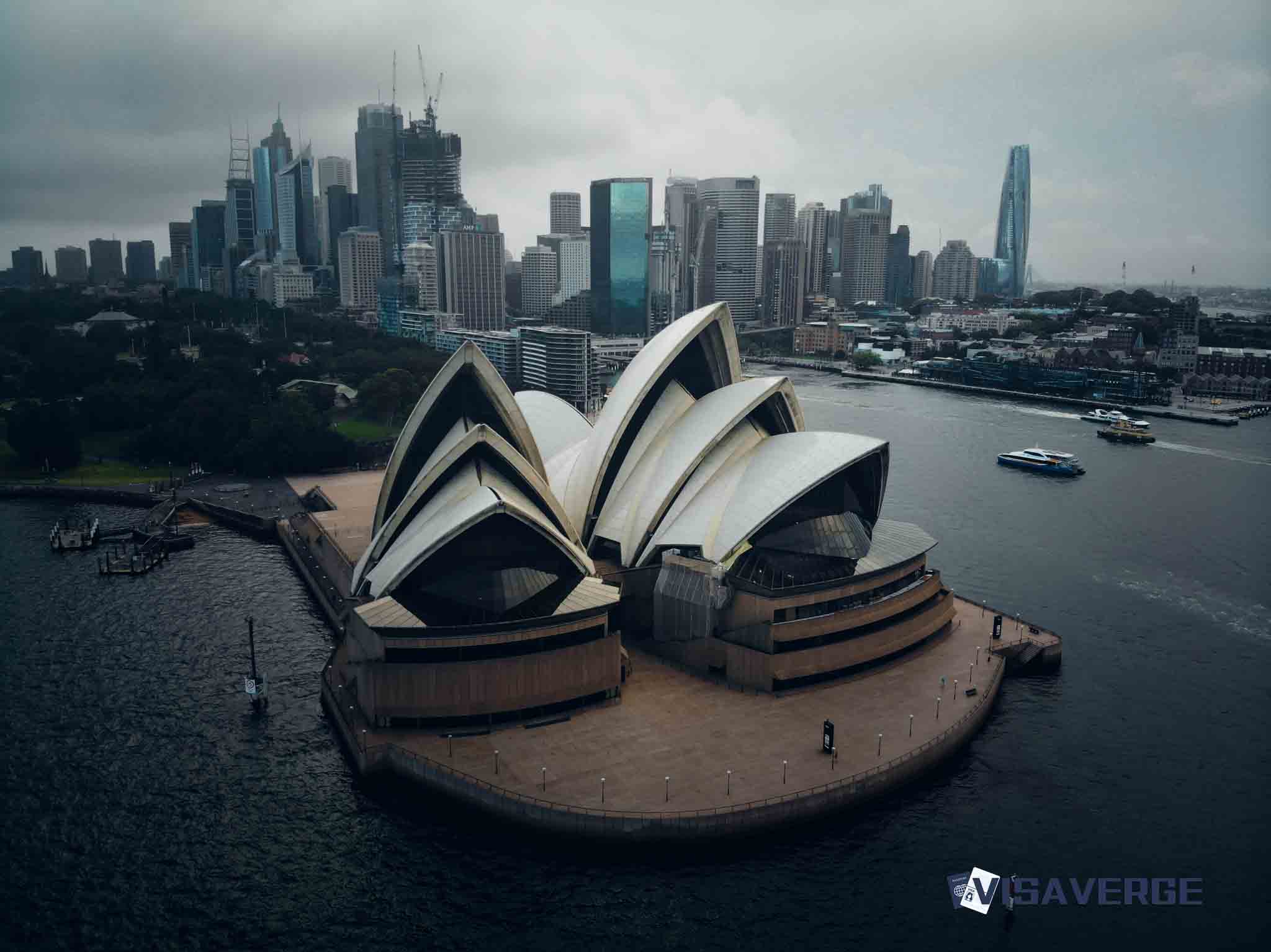 Understanding the Australian Immigration System: Accommodating Refugees and Asylum Seekers Understanding the Australian Immigration System: Accommodating Refugees and Asylum Seekers