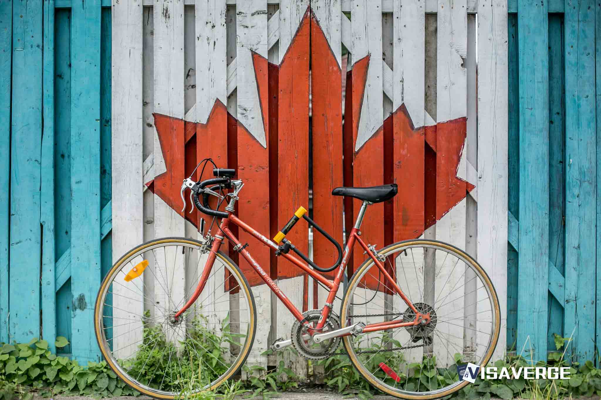 CBSA Curbs Flagpoling at 12 Canada-US Border Crossings