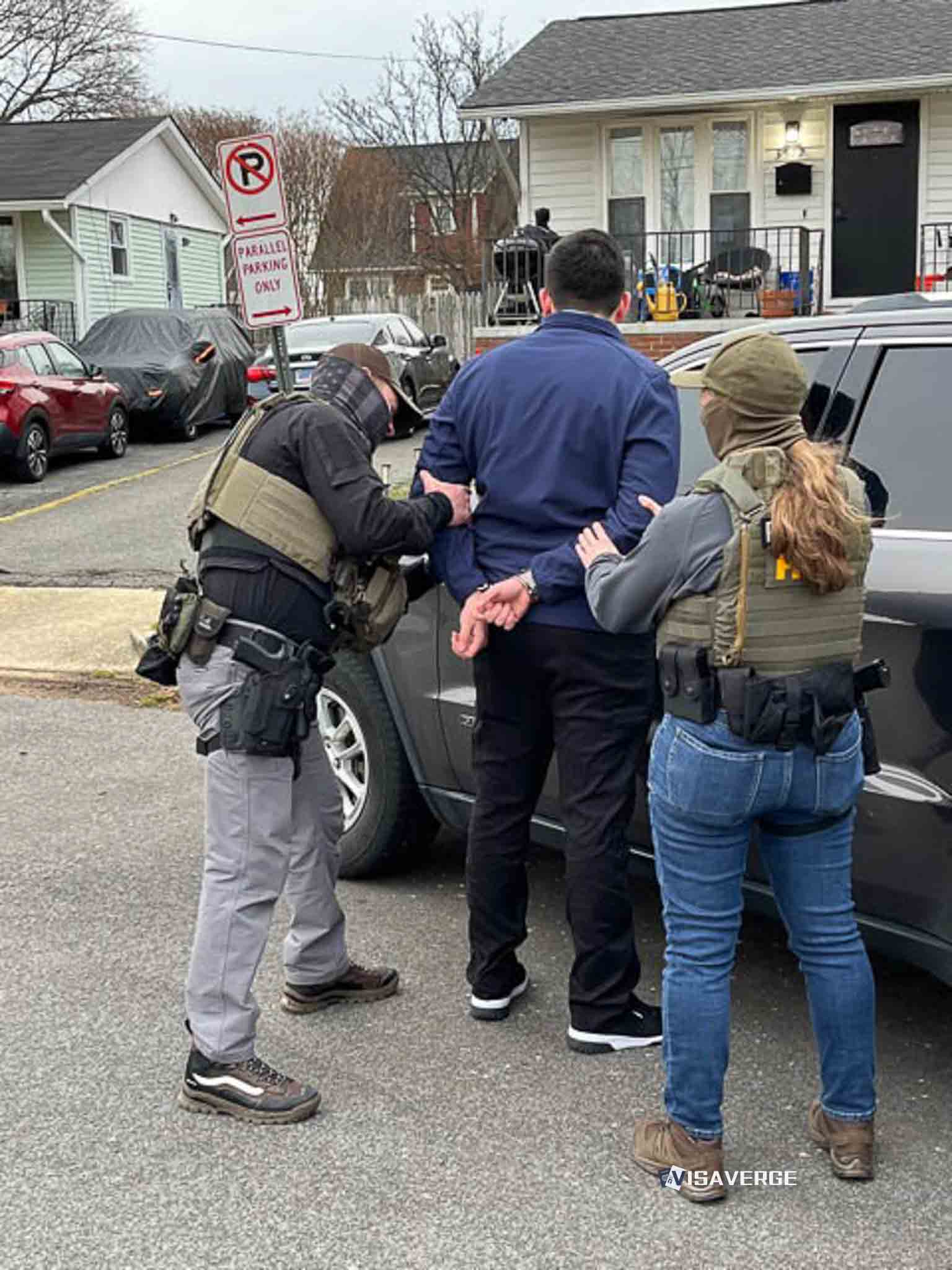 ICE Agents Go Undercover to Trick Immigrants