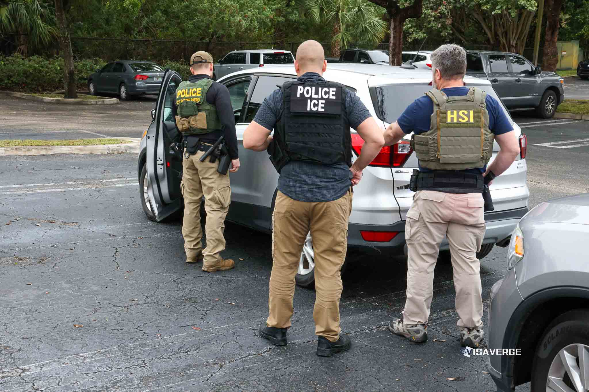 White House defends Kilmar Abrego Garcia’s mistaken deportation