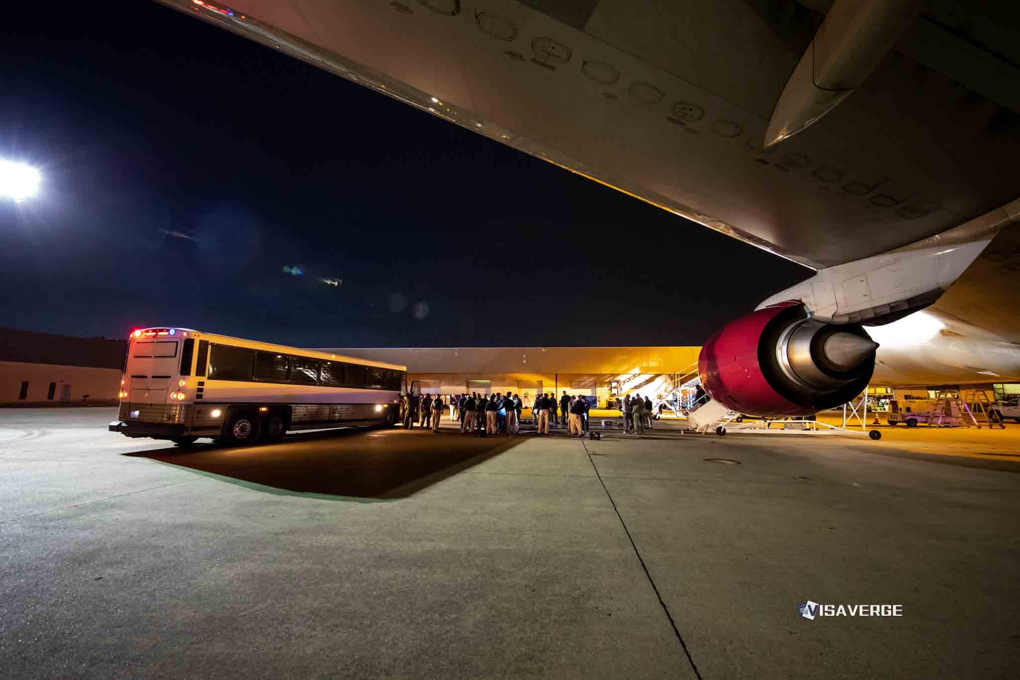 Seven car wash workers detained at Bixby Knolls raid in Long Beach Seven car wash workers detained at Bixby Knolls raid in Long Beach