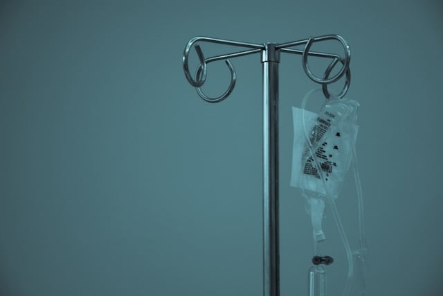 «Pacientes esperarán más:» la tarifa de visa de $100,000 agrava la escasez de médicos