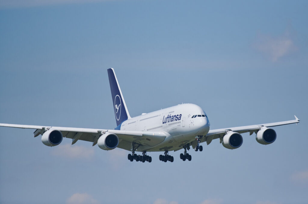 Top 10 Airlines Operating the Airbus A380 Worldwide in 2025 Top 10 Airlines Operating the Airbus A380 Worldwide in 2025