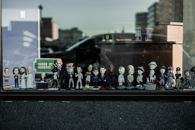 From Bruce Lee to Marco Rubio: Notable Celebrity Birthright Citizens From Bruce Lee to Marco Rubio: Notable Celebrity Birthright Citizens