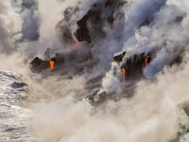 Erupción del Monte Etna en Italia provoca pánico entre turistas