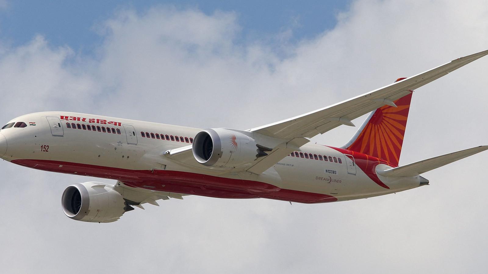 India Shuts Dhaka Visa Centre Amid Threats From Radical Leaders India Shuts Dhaka Visa Centre Amid Threats From Radical Leaders