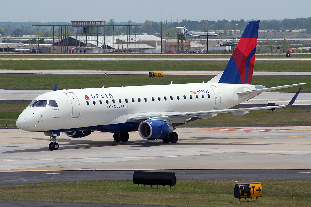 Delta Expands Austin Flights to Challenge Southwest and Grow AUS