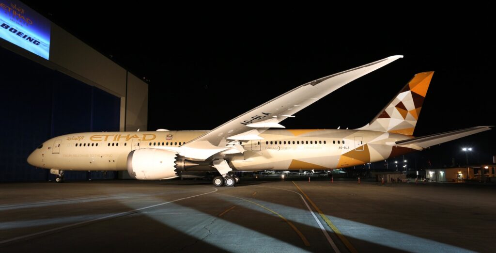 Etihad Airways Issues Essential Travel Advice for Busy Summer Period