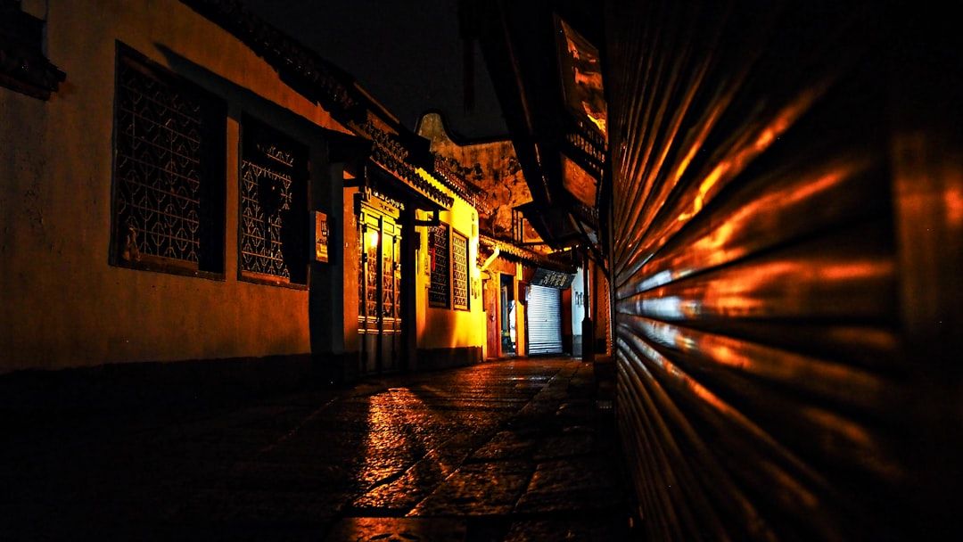 Comercios hispanos vacíos ante la ofensiva migratoria en Louisiana Comercios hispanos vacíos ante la ofensiva migratoria en Louisiana