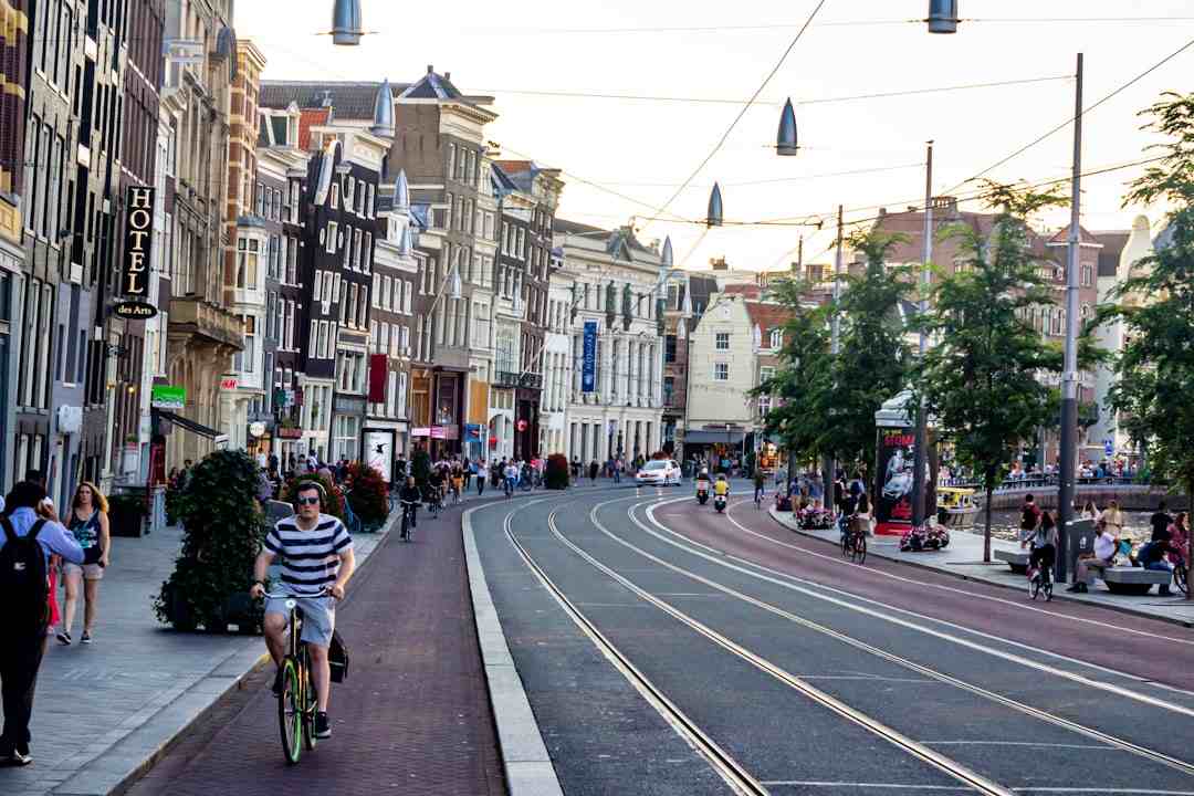 Amsterdam Tourism Hit as Delta Cancels 12 AMS–US Flights Amsterdam Tourism Hit as Delta Cancels 12 AMS–US Flights