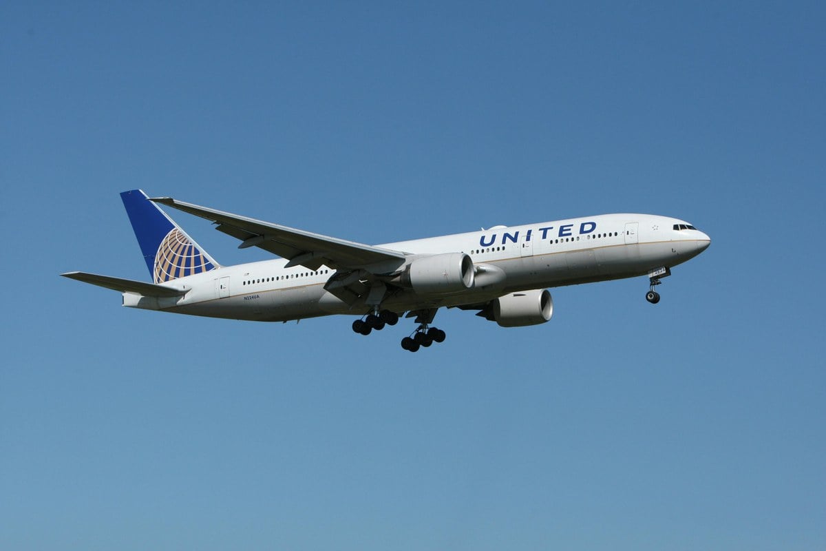 Aviation Expert Confirms United Airlines Mayday Call Handled Properly