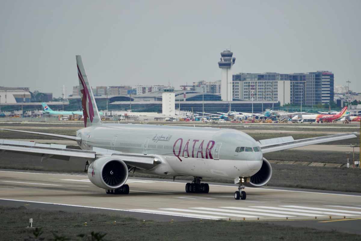 AI Skyways: Qatar Airways and Accenture Team to Lead AI Aviation Future