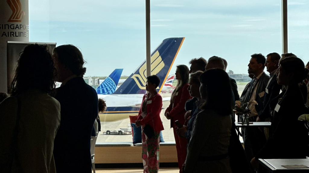 Singapore Airlines to Launch A350 with New Business Class to Heathrow in 2026