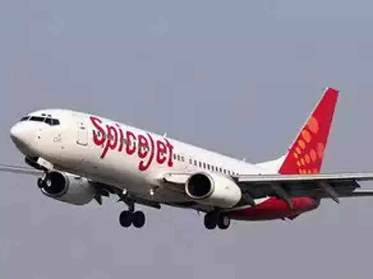 SpiceJet Q400 Wheel Detaches on Takeoff, Emergency Landing in Mumbai