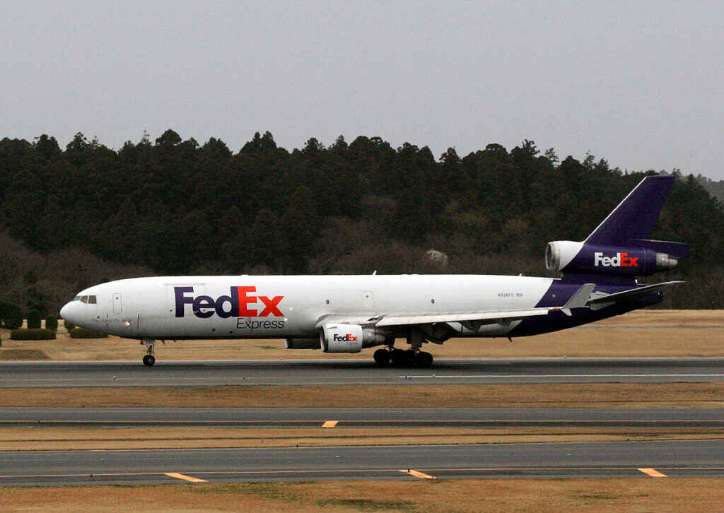 Neste begins first major sustainable aviation fuel delivery to FedEx at LAX