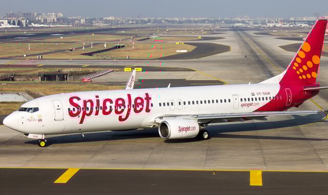 SpiceJet Introduces Revolutionary Paperless Boarding at Shillong Airport